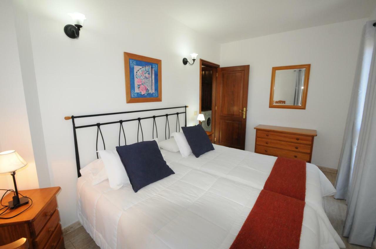 Apartamentos Edalmar Frontera Exterior photo